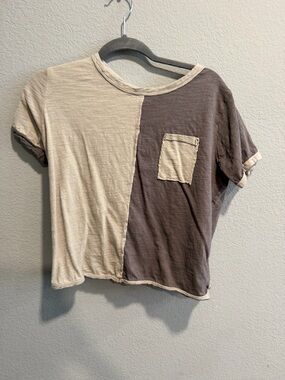 SHEIN Two-Tone Beige and Brown Short Sleeve Tee